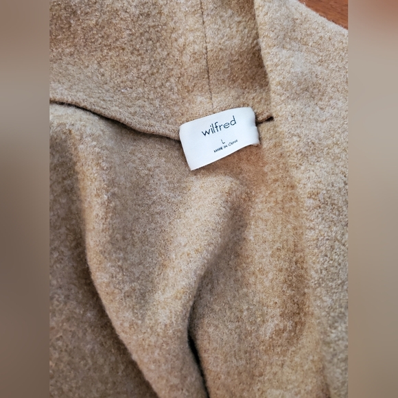 aritzia wilfred 100% merino wool cardigan, size large GUC -some wear underarms - Picture 2 of 14